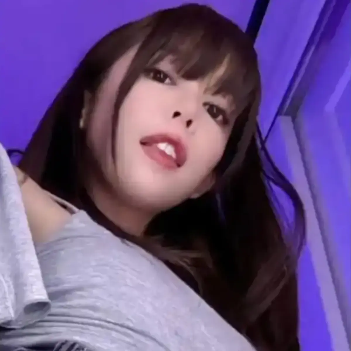 《绯红小猫KittyKum》高清无删减完整版 - 1080P蓝光免费播放 - 绯红小猫系列合集资源在线观看