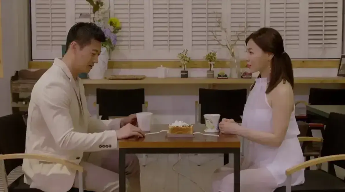 《邻居家妻子》韩影未删减1080P高清完整版-我邻居的老婆韩语中字百度网盘资源-《我邻居的妻子》夸克迅雷下载-乏味婚姻情感越界在线观看-我邻居的老婆全集中文字幕