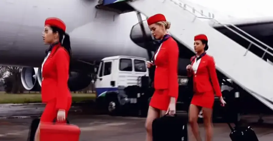 《法国空姐2018》完整版电影全集免费在线观看 - 法国高清中字无广告资源 - 机舱情色题材法版满天星720P画质 - 法国空姐电影全集播放