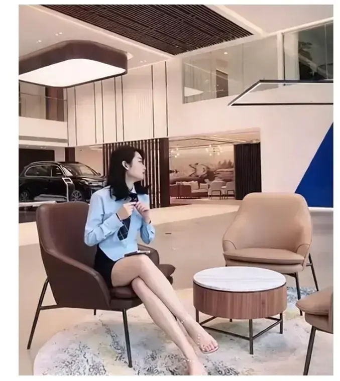 《佳木斯新玛特迪桑特导购事件》相关资源图片