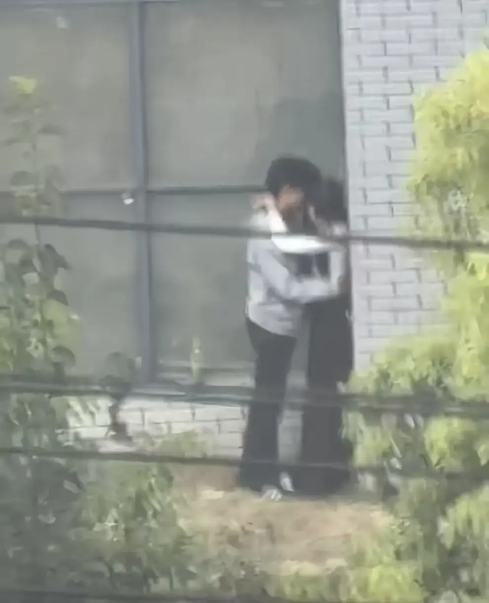 蚌埠职教园情侣野外视频完整版-原生态高清免费看全集-蚌埠职教园情侣野外视频事件后续无广告在线观看